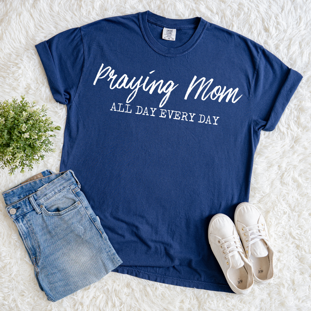 Praying Mom T-shirt